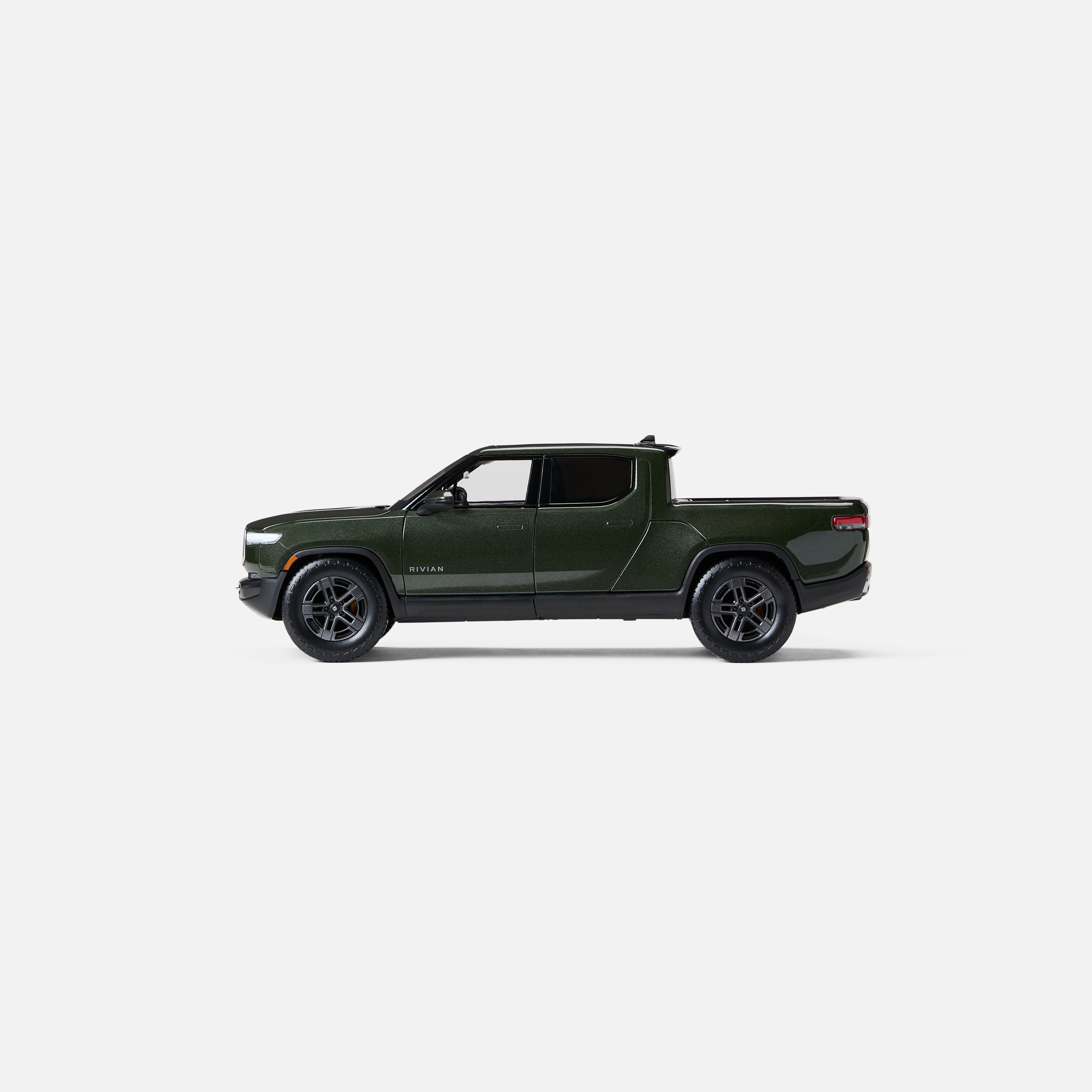 Rivian R1T 1:20 Scale Model